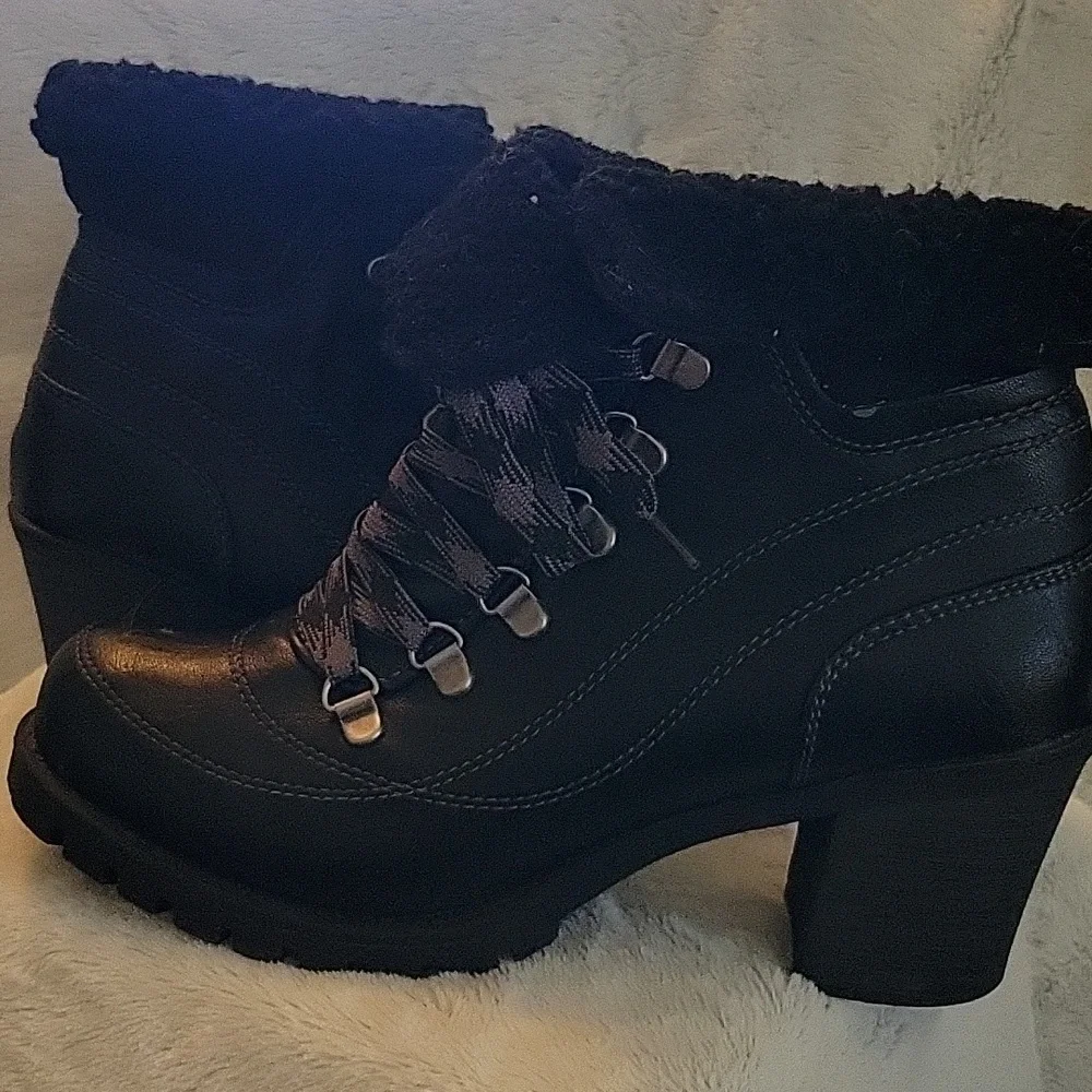 Jellypop Boots - Picture 2 of 8